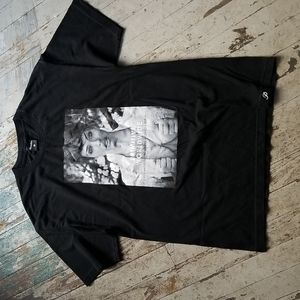 Primitive Apparel black shirt size L